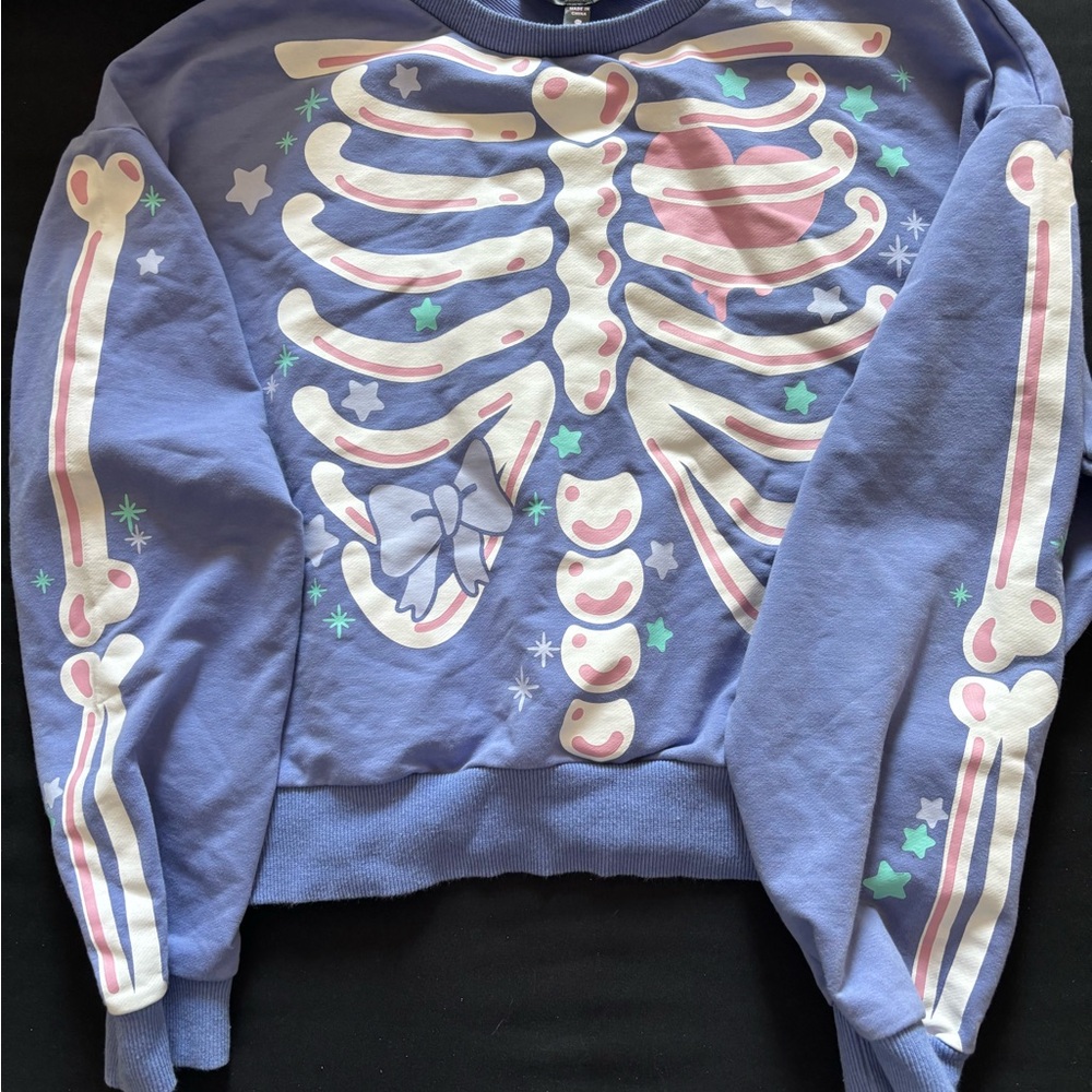 Trickz N Treatz Rattle My Bones Skeleton Print lavender  Sweatshirt